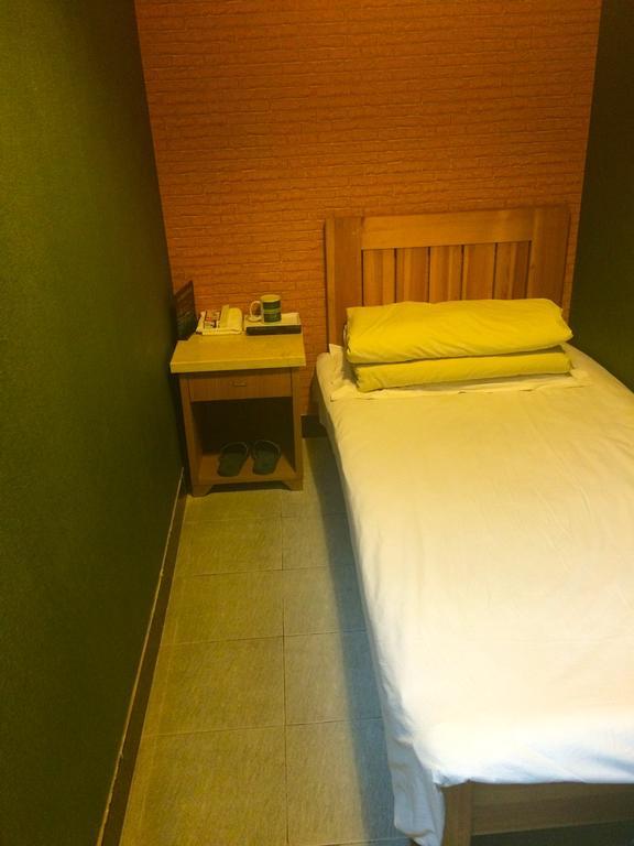 Discovery Youth Hostel Пекин Экстерьер фото